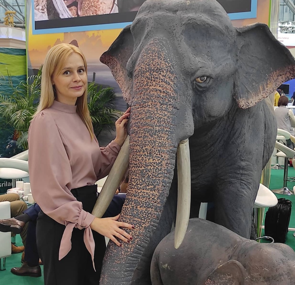 Качество огонь, материал приятный. Бантик на рукавах я завязываю то снизу, то обернув запястье ещё раз, чтобы не мешался 👌😊 