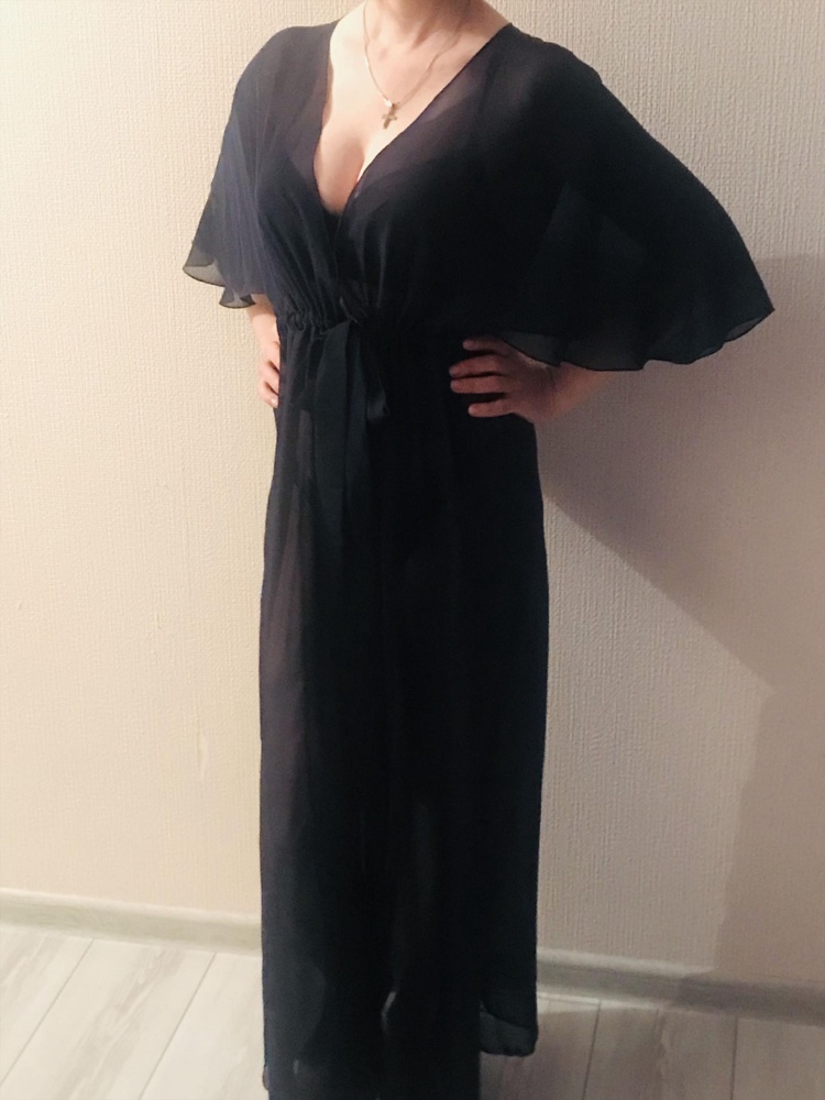 Хочу поблагодарить бренд Lamellari за эту идеальную тунику. Ткань абсолютно не мнётся, достаточно плотная, но очень воздушная, все швы ровные. По модели идеальная👍👍👍👍. Однозначно рекомендую!!!!!)))))