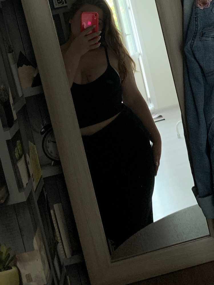 Нормальный, только лямки маловаты