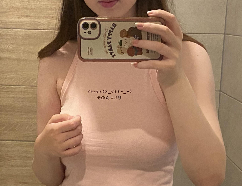 ах, чудесный топ💟🛐 мне очень понравился!! цвет красивый, принт превосходный. если обобщить  – я влюбленна в него!! к покупке определенно советую