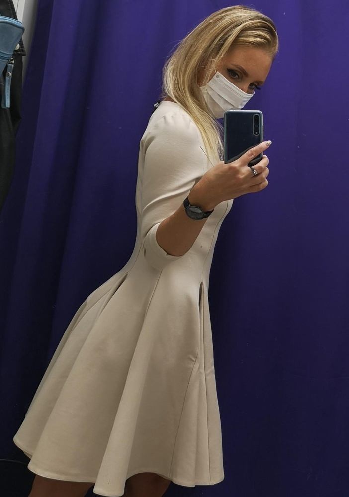 Платье отличное. Размер S хорошо сел на рос. 42-44. Спасибо.