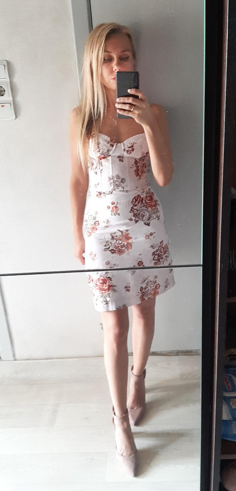 Обалденные. Стильные и удобные! Немного маломерят.