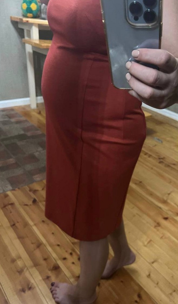 Отличные шортики, когда надевала - думала не влезу, а когда влезла просто приятный шок, ничего не давит, дыхание не спирает и при этом подтянули все проблемные зоны. Запросто можно надевать на мероприятие или носить ежедневно как корректирующее белье. Словно вторая кожа, только не свисает и не выпирает. Черные однозначно можно носить как самостоятельные велосипедки, очень моделирует фигуру
