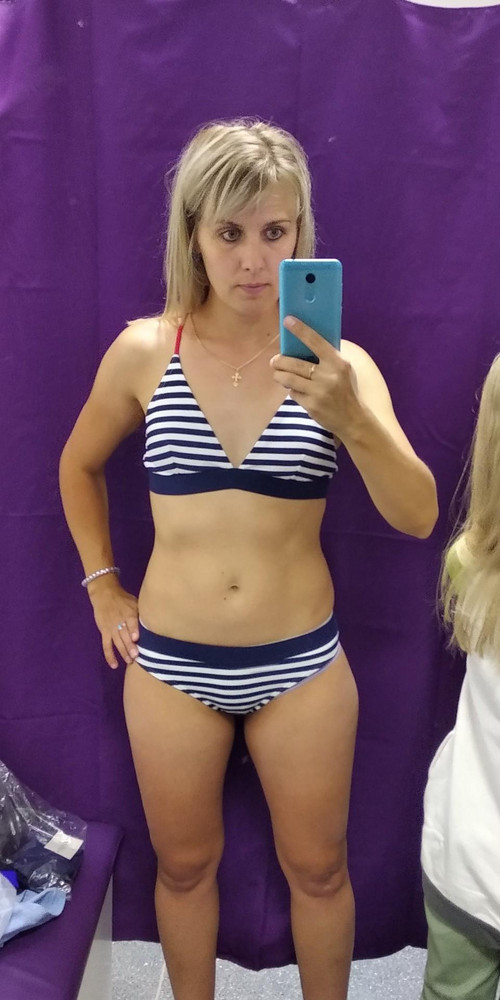 Мерила полосатый и синий,оба прикольные.....качество понравилось.....кто ищет вариант на маленькую грудь,прям советую