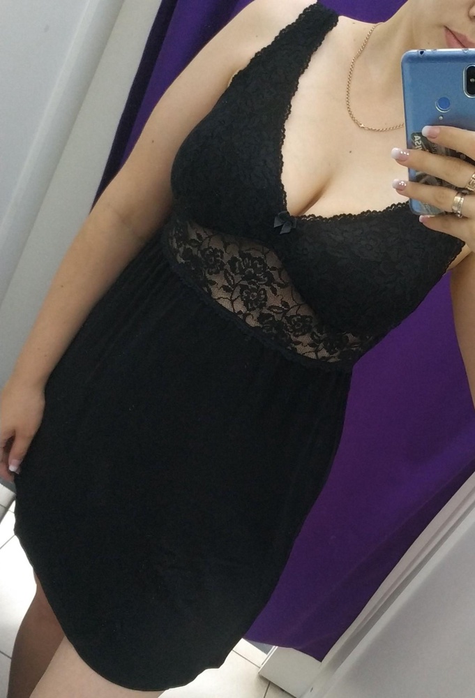 Отличный пиньюар, хорошо держит большую грудь,приятный трикотаж, идёт в размер ,ещё халат такой  закажу 👍👍👍