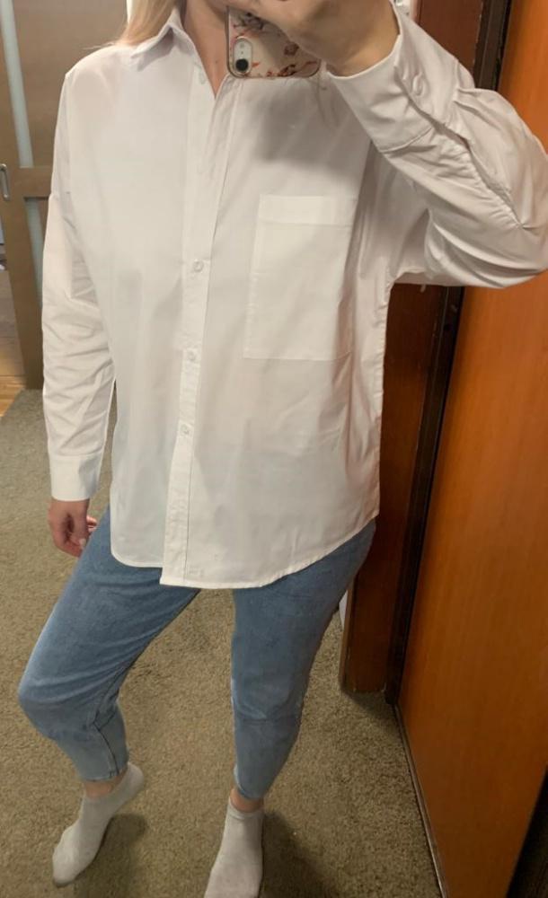 Хорошая рубашка, из всех заказанных вариантов выбрала ее. Практически не мнётся это большой +