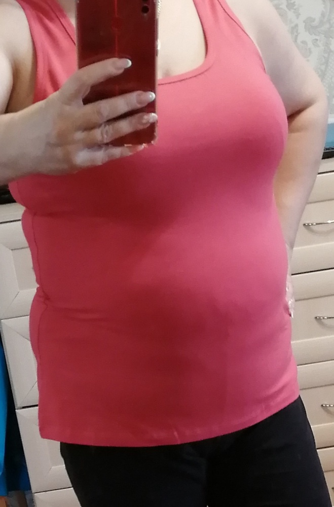 Майка сама по себе хорошая но все же как то в облипку. Оставлю дома ходить качество хорошее. 