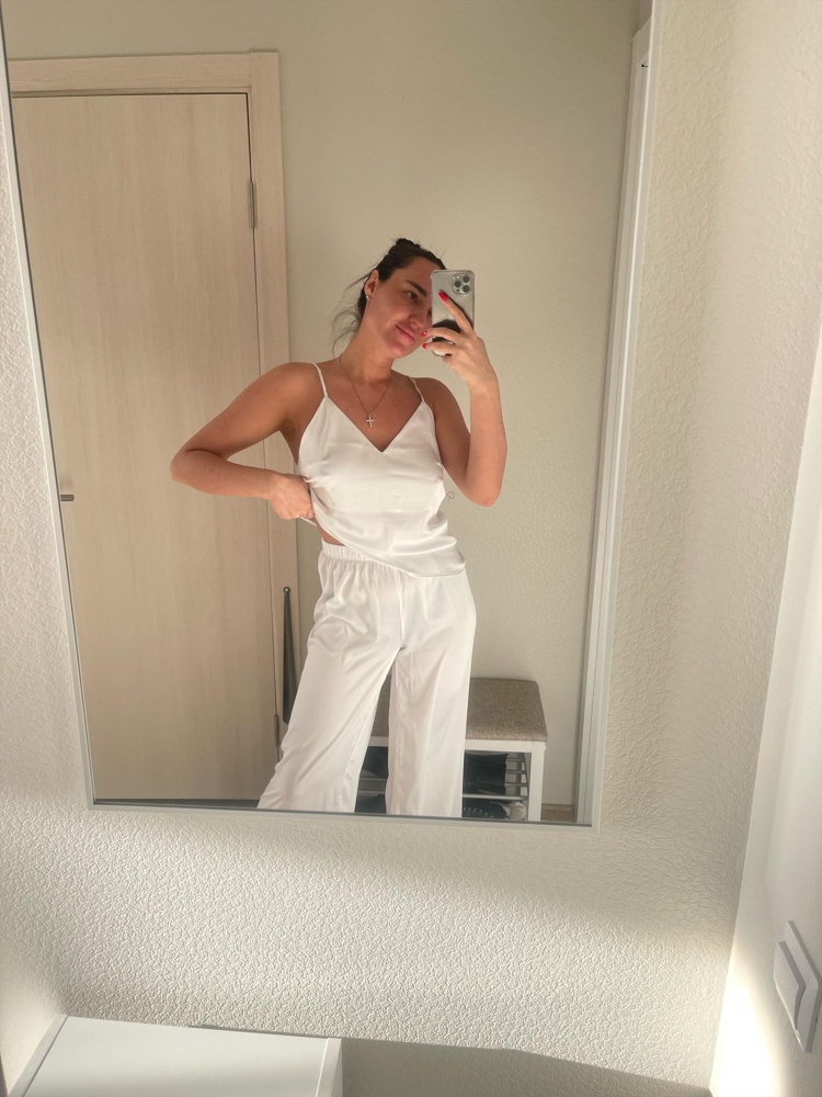 Шикарна пижама 😍села идеально , очень качественная и приятная к телу 😍буду заказывать в другом цвете !