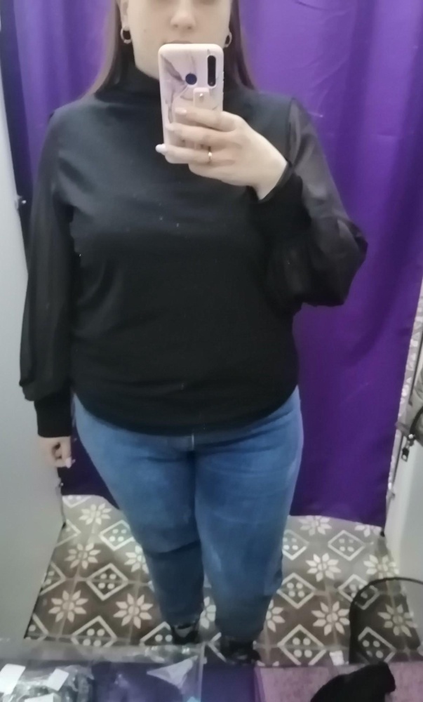 Очень понравилась водолазка! И размер подошёл, взяла на 58 размер 60 и прямо отлично)