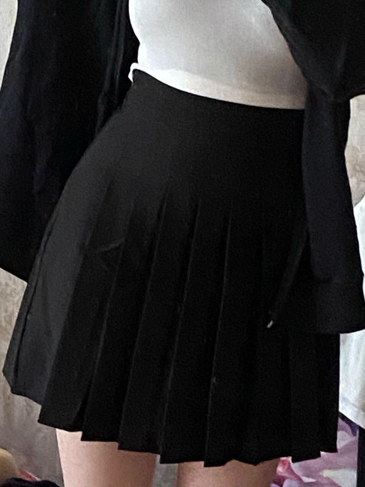 все супер, от 68, об 93. Взяла s все подошло 