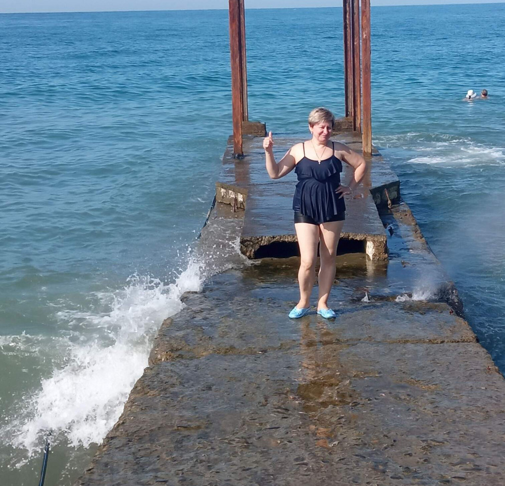 Всё супер. На море очень пригодился. Удобный, красивый