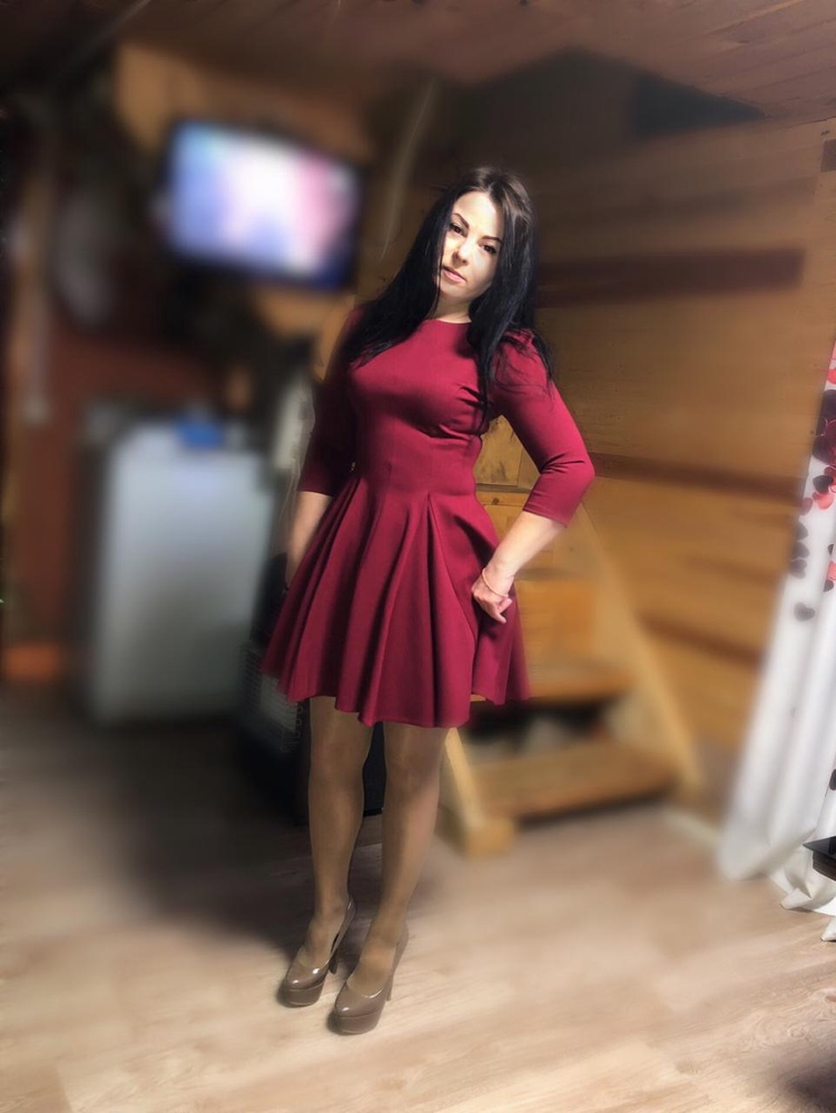 Платье без изъяна .мне понравилось🥰и не только мне