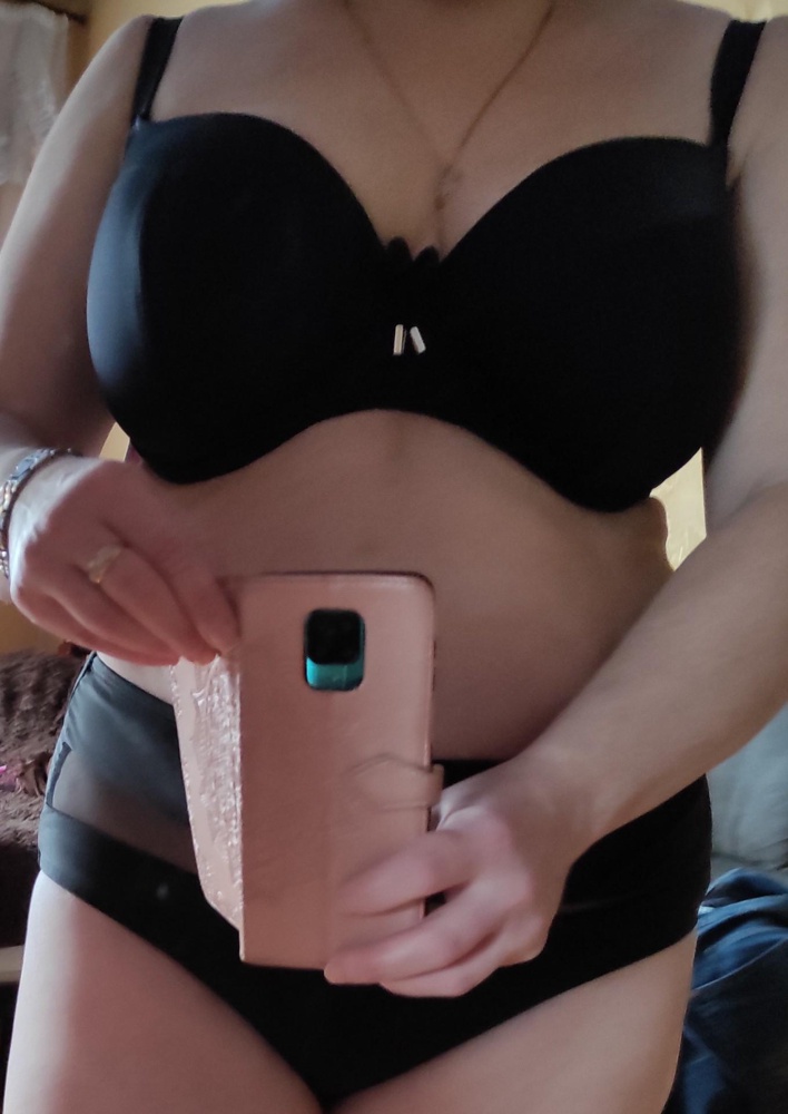 Идеальный!!! На объем 75 H ( в милавице, в конте) взяла эту фирму 75H. Глубокая чашка, держит очень плотно. Берите, не пожалеете!