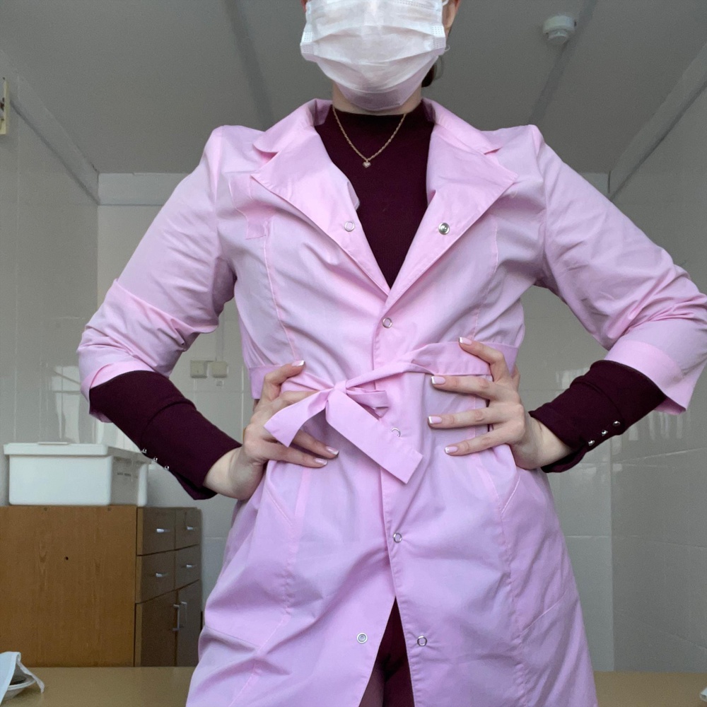 Просвечивается и нитки на швах расходятся