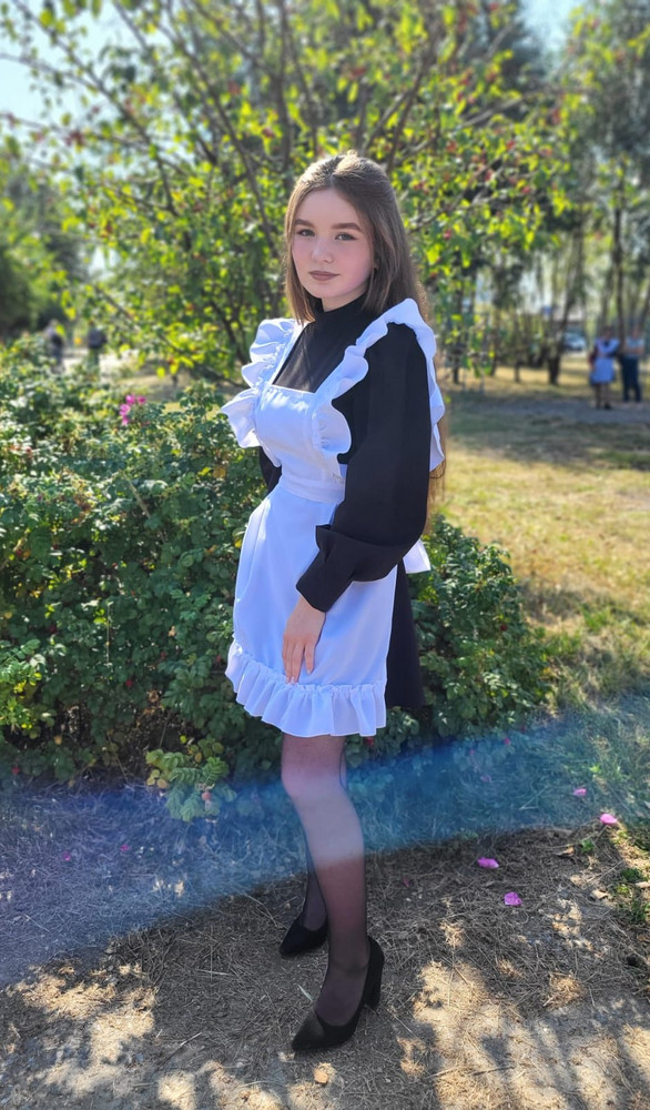 Платье просто шикарное, на параметры 87-64-90 село идеально, подчеркнуло достоинства фигуры