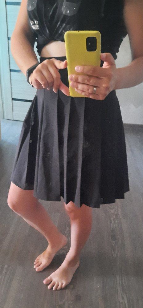 Классная, чуть выше колена на рост 157