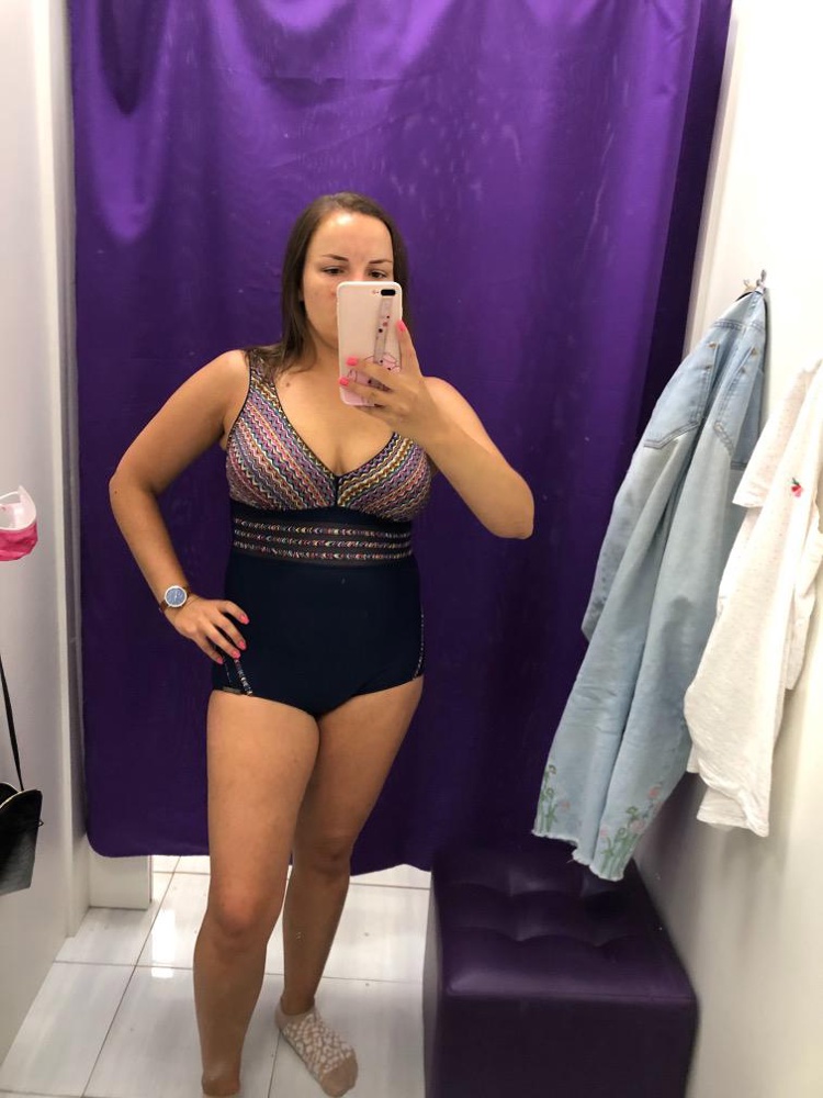 Мне очень понравился. Но моя фигура, как мне кажется, не подходит под такой. Отказалась. Но я думаю, что зря. Надо было брать.