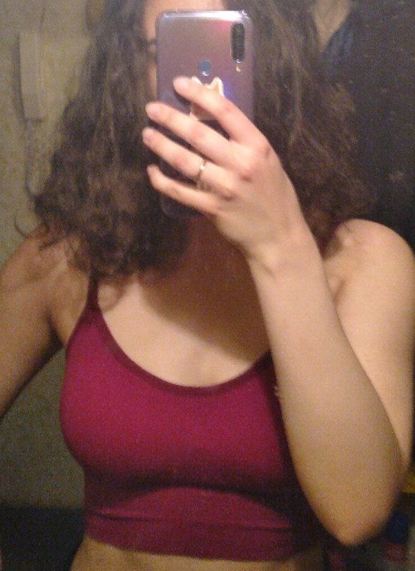 все подошло, все прекрасно. правда торчали две ниточки, но это не проблема