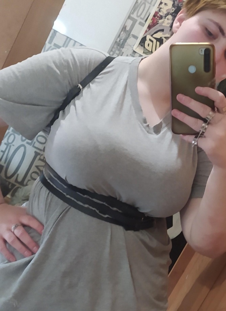 Всё в хорошем состоянии, даже по размеру все подошло. Спасибо большое!!