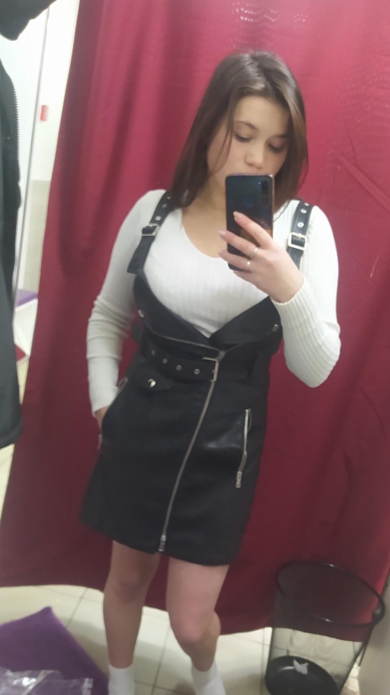 Сарафан прекрасный ,брала 44 размер но в груди до конца не застёгивается,но это не критично