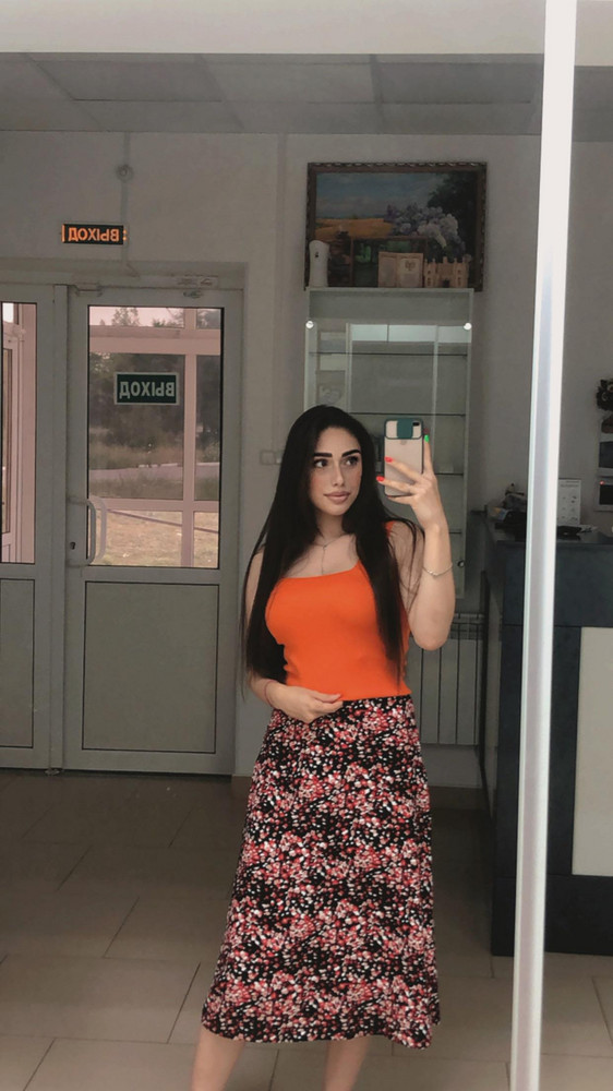 Беру уже второй раз у этого продавца и очень довольна , в прошлый раз была оранжевая , в этот раз зелёная , всем рекомендую )))