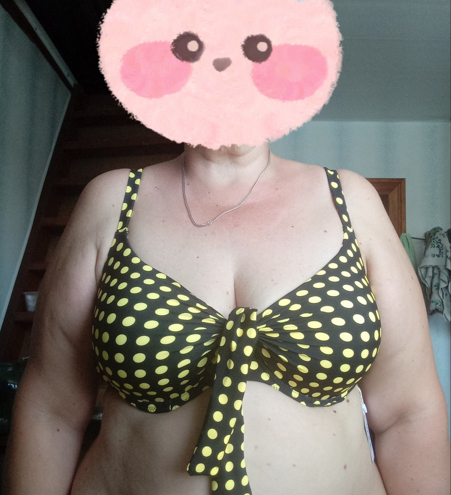 Качество отличное на мой 58 р сел отлично, лиф чуть великоват но не критично у меня 3 р 