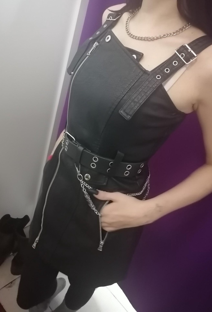 Сарафан пришёл за 2 дня! Очень крутой, лучше чем ожидала. Мой р-р 42, брала тоже 42, отлично сел (рост 165см),идеально 👌🏻