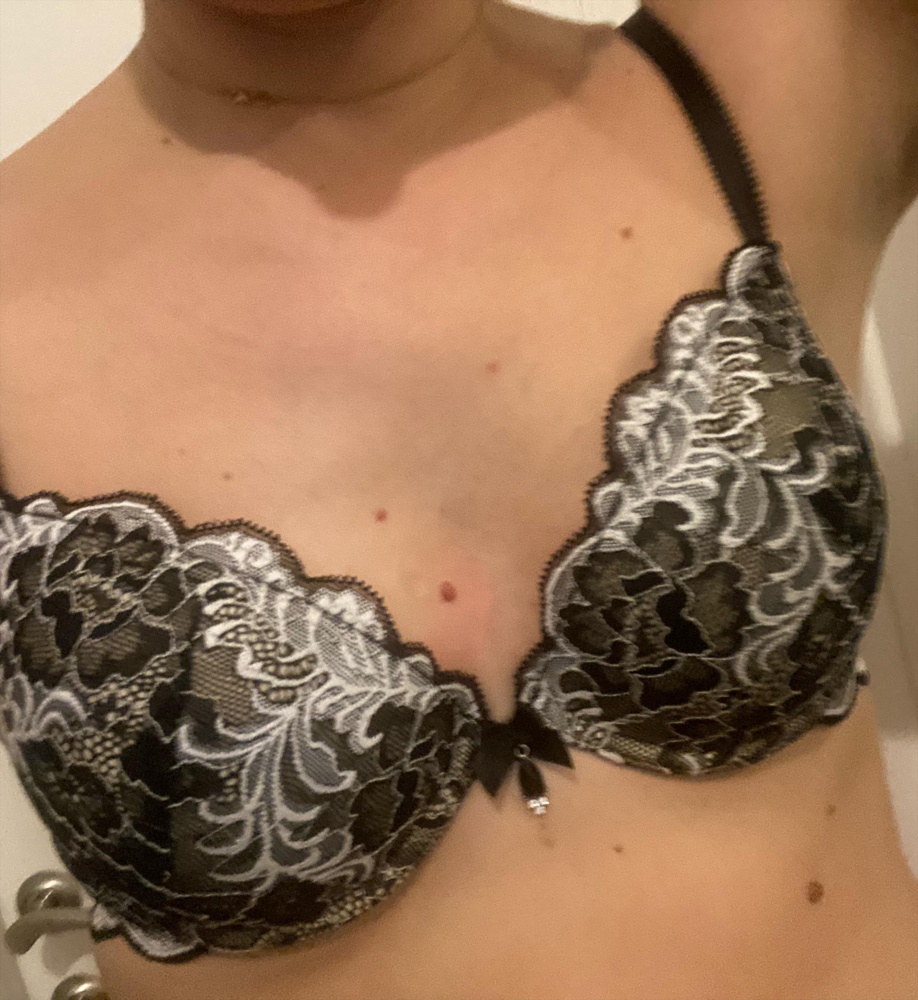 Очень нравится этот бюст. У меня три расцветки. Р.замер 4В