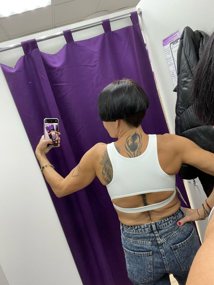 Очень хорошее качество! Плотный. Красивый.  Спасибо большое!  Отдельное спасибо за быструю доставку! Меньше суток.  Рекомендую))