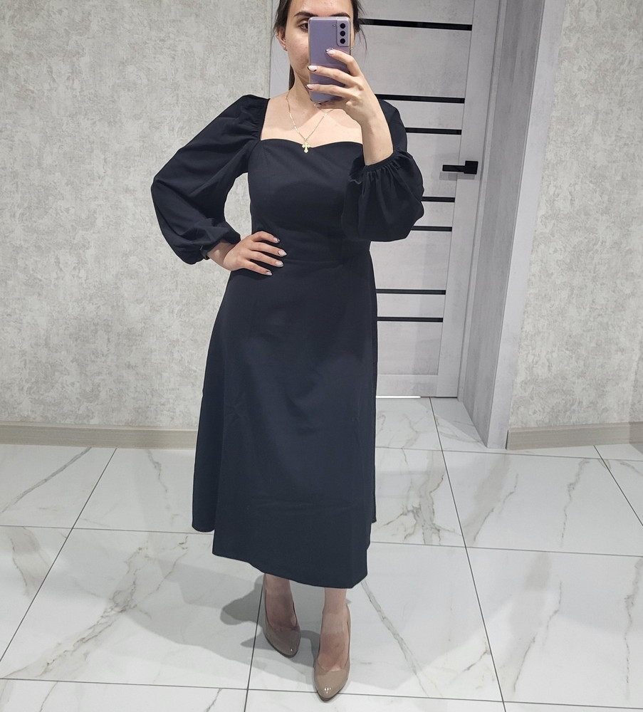 Влюбилась в это платье,село как влитое.Качество супер.Размер соответствует.Спасибо!