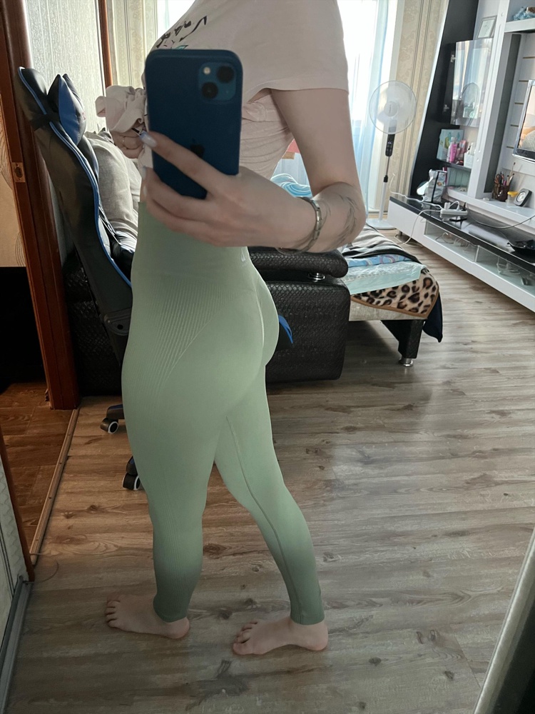 Мне безумно нравится 🥰 ткань плотная хорошая 