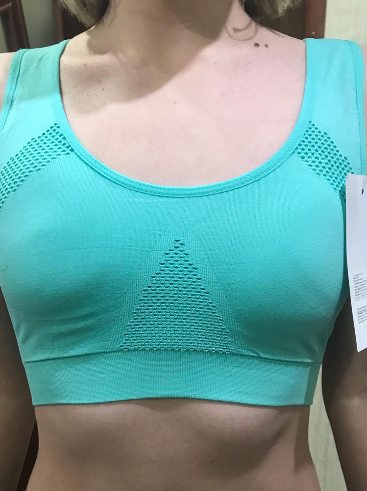 Отличный топ, очень довольна, подошёл по размеру