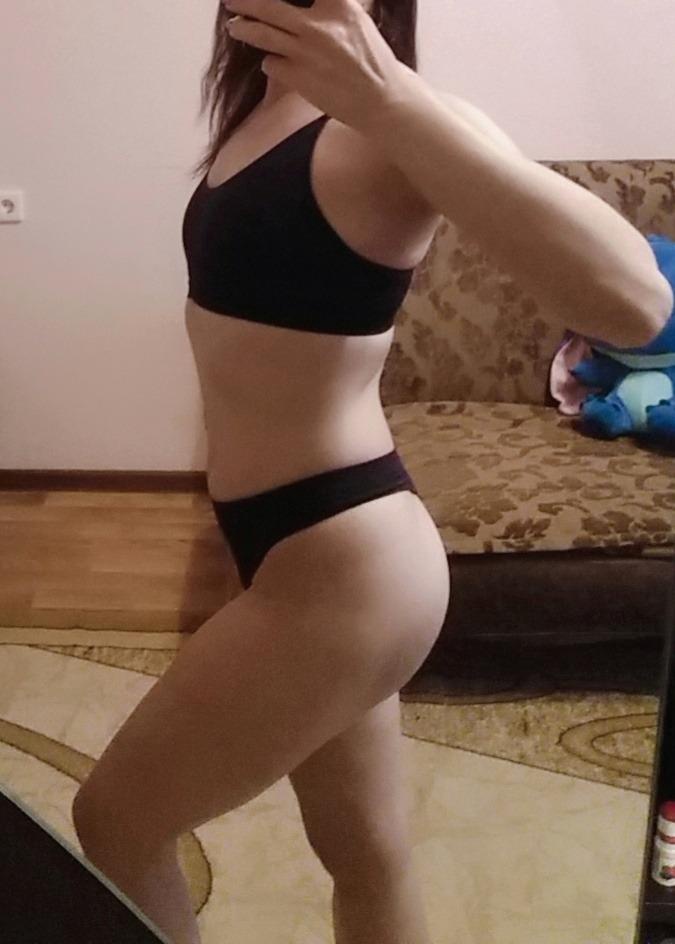 Отличный комплект! Ткань супер! Хорошо тянется. Легкий, удобный. Сел замечательно! О выборе не пожалела, буду рекомендовать  девчонкам😉