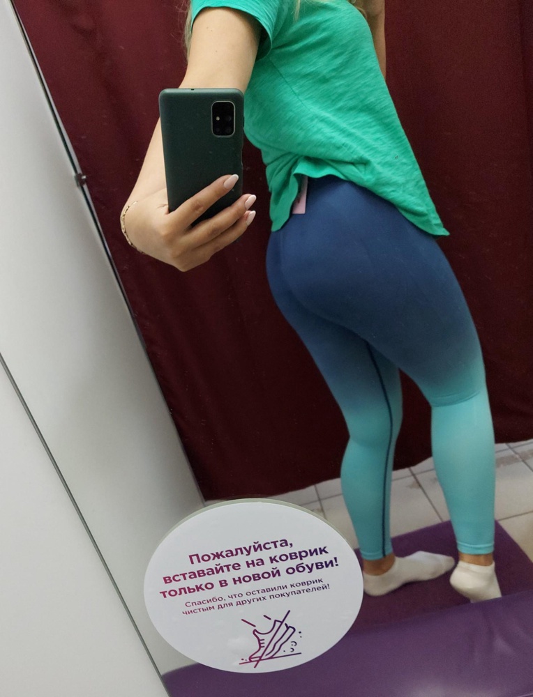 Шикарно сидят. Очень удобные и не просвечивают.