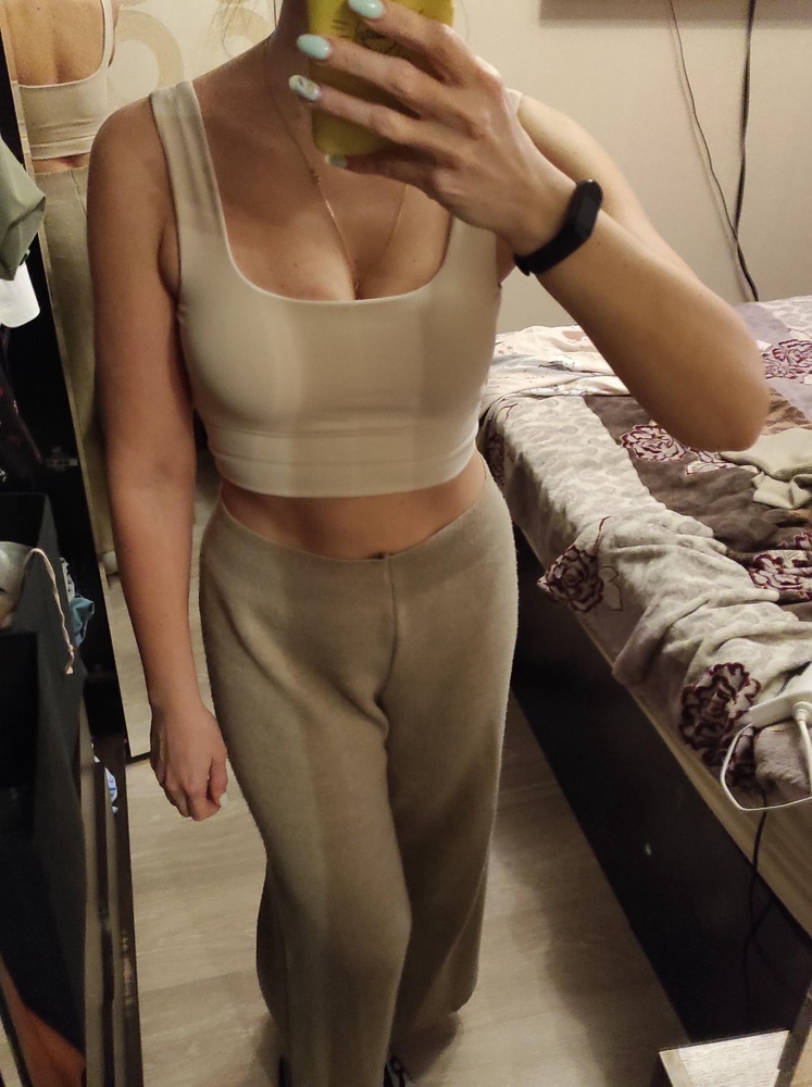 Лучший мой топ, мягкий, удобный, все поддерживает - ван лав)