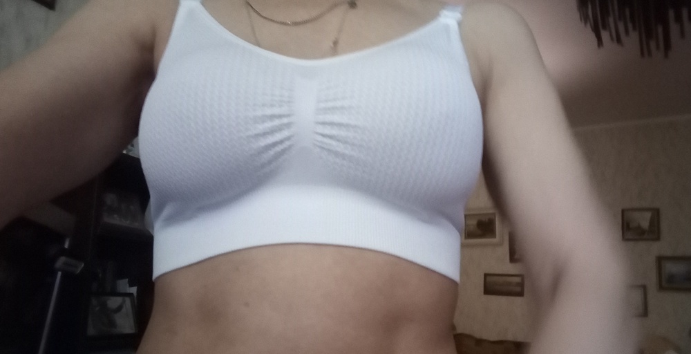 Мне очень понравилось.Заказала сначала набор из двух(черный+белый),а потом ещё набор из двух бежевых.Брала на повседневку.Нужны были мягкие,гладкие,без вставок,но что бы поддерживали грудь.И нужны были не хлопковые,что бы одежда на них не собиралась,а соскальзывала и нормально драпировалась. Эти бюстгальтера подошли мне идеально.На обхват груди 87,под грудью 73 подошёл размер M. Нигде не давит,приятные к телу,деликатно поддерживае грудь.Я уж и отчаялась найти такие..Спасибо Вайлдберриз.Спасибо производителю за прекрасный товар.Очень довольна выбором.И цена прекрасная!