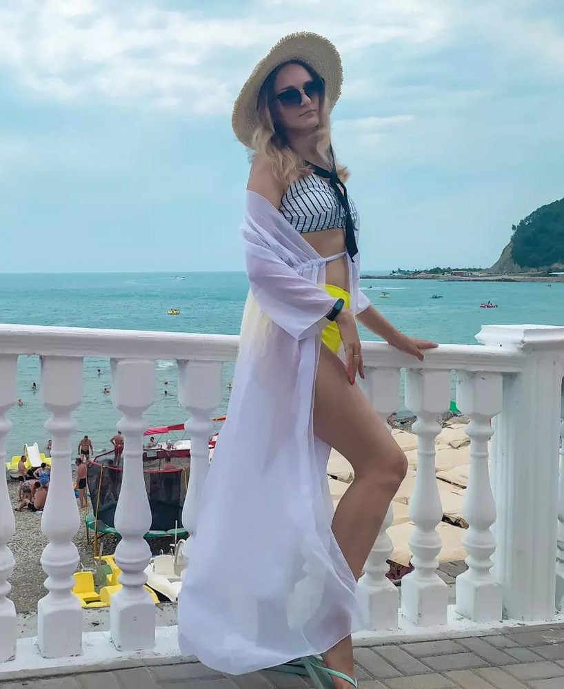 Хорошее парео,длина идеальна,мой рост 175)