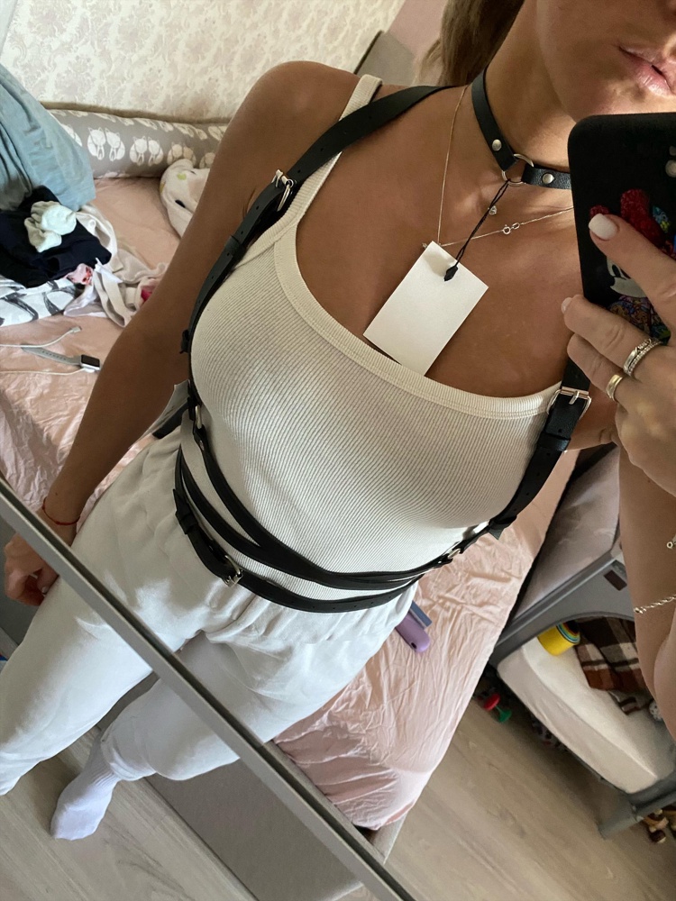 Кайф🤍🖤 можно дополнить в любой образ😉 качество отличное) 10/10