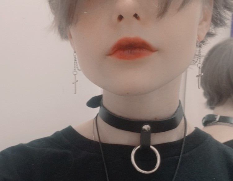 очень хороший чокер!