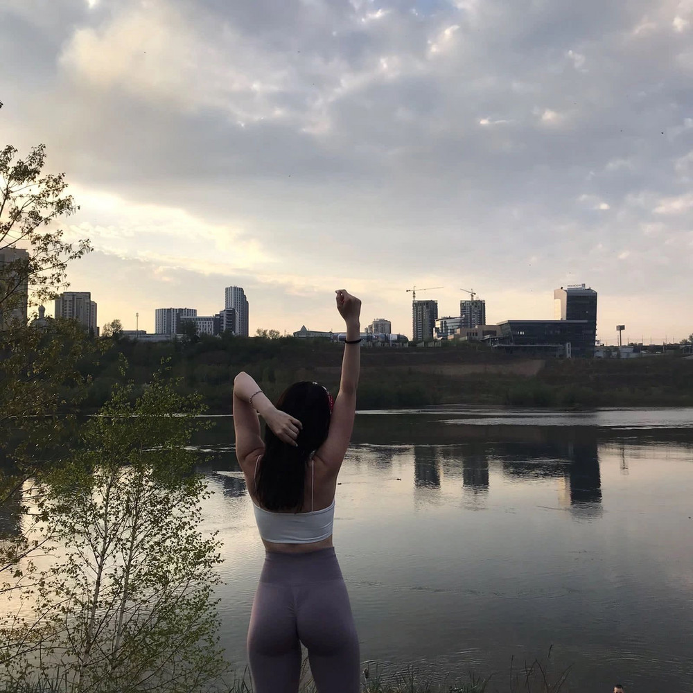 Очень крутые и качественные велосипедки! Не пожалела , что взяла их, только на свою s, взял м 