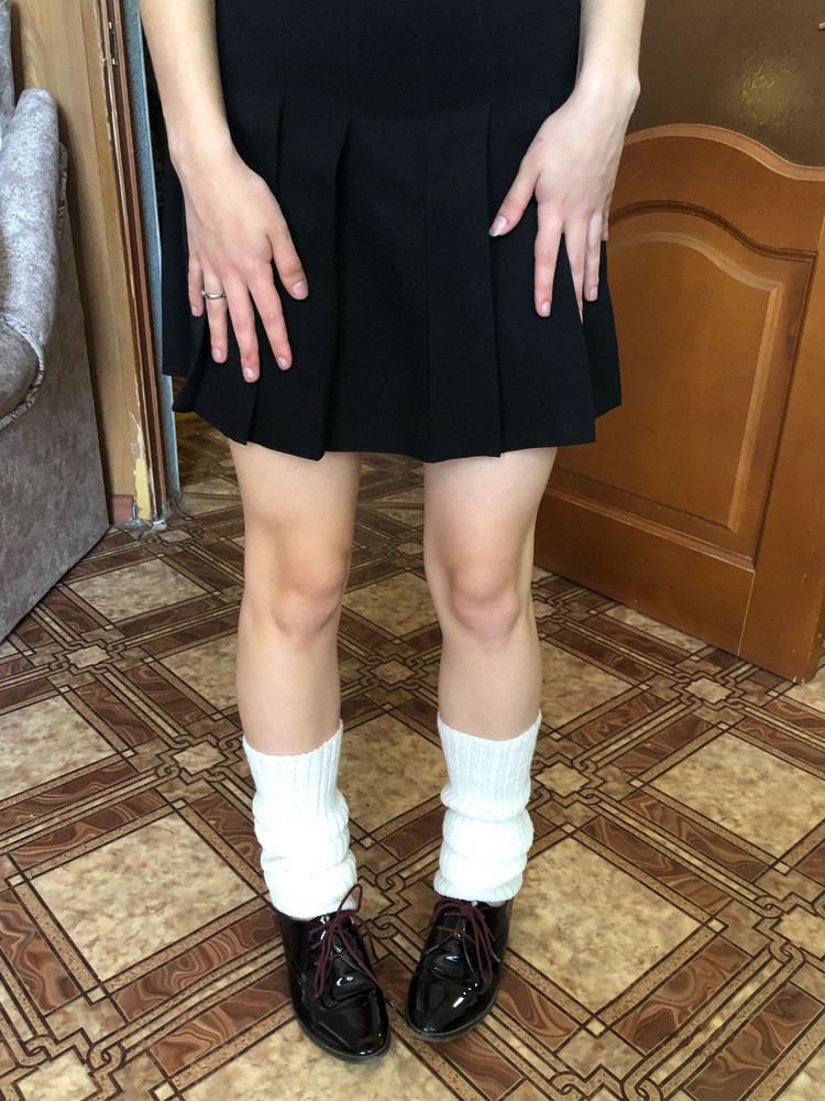 Юбка хорошего качества,чуть великовата в талии,но у нас всегда так,не критично,дочь довольна