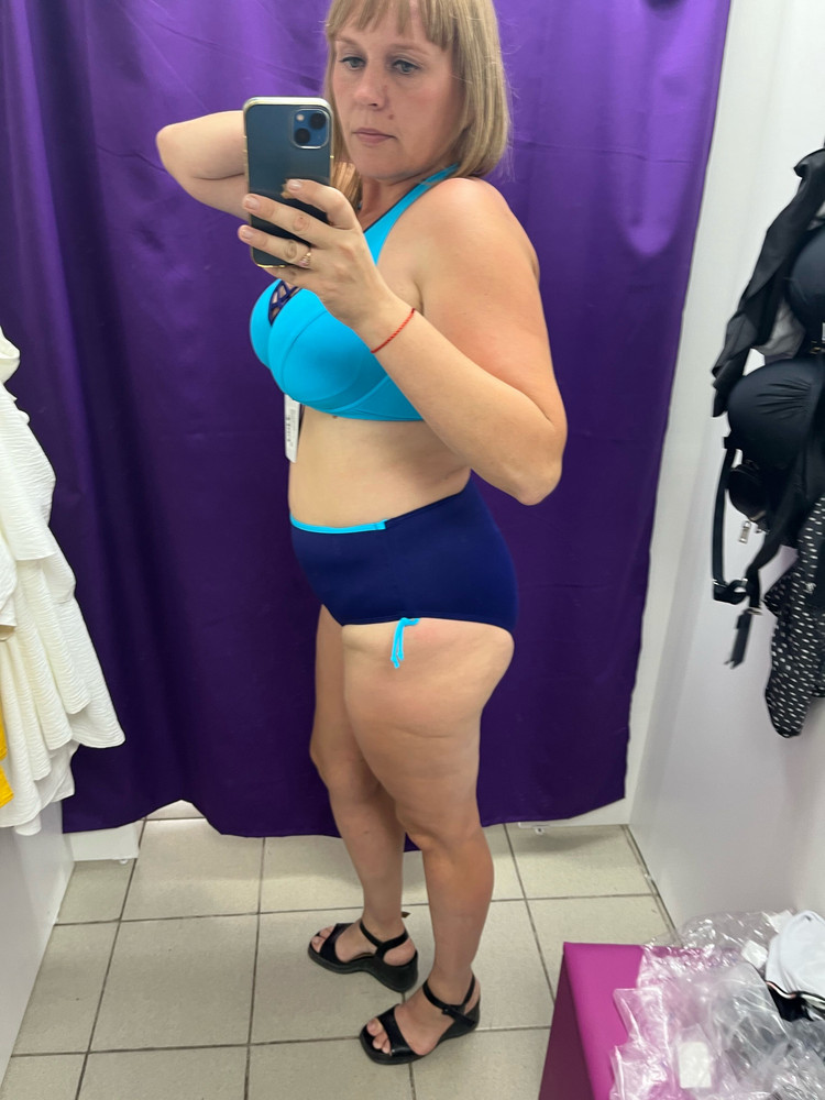 Качество хорошее, идёт в размер. 