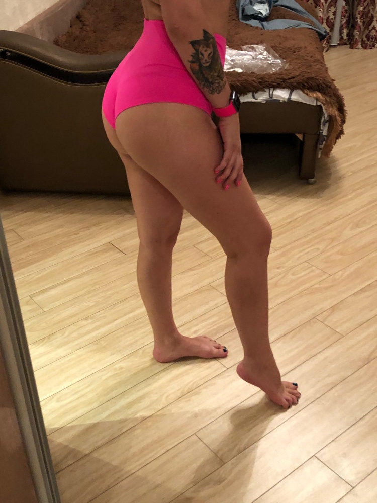 Очень классные , и ткань приятная. Но я брала на размер больше , чтобы не впивались 