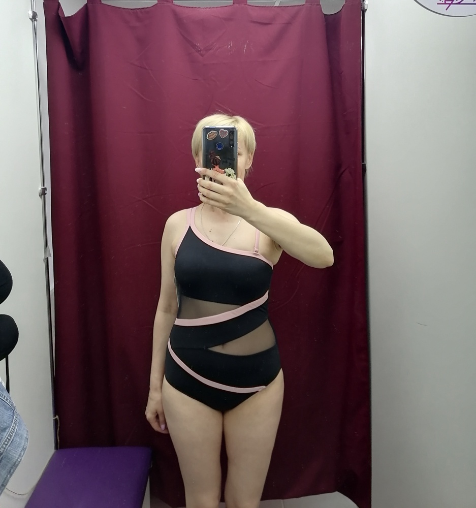 Очень крутой купальник. Пришел на следующий день после оформления. Спасибо производителю! 