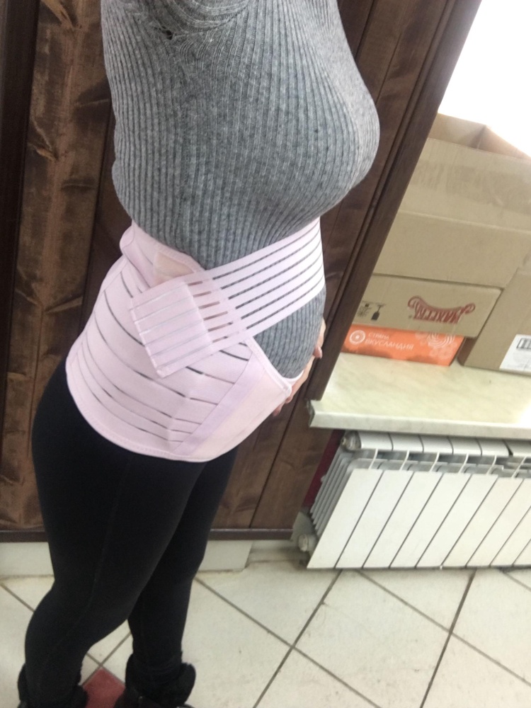 Очень удобный нежного цвета, пришёл такой же как на картинке, советую🤩🤩🤩 лучшая покупка🥳