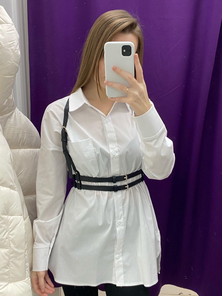 Пришла в чёрном, не прозрачном пакете. Выполнена хорошо, немного замялась из-за транспортировки. Выкупила за 699₽