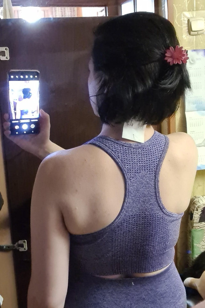 Топ очень хороший.
Размер моего бюстгальтера 75С.
Объём груди 93.
Подошёл L.
М был туговат.