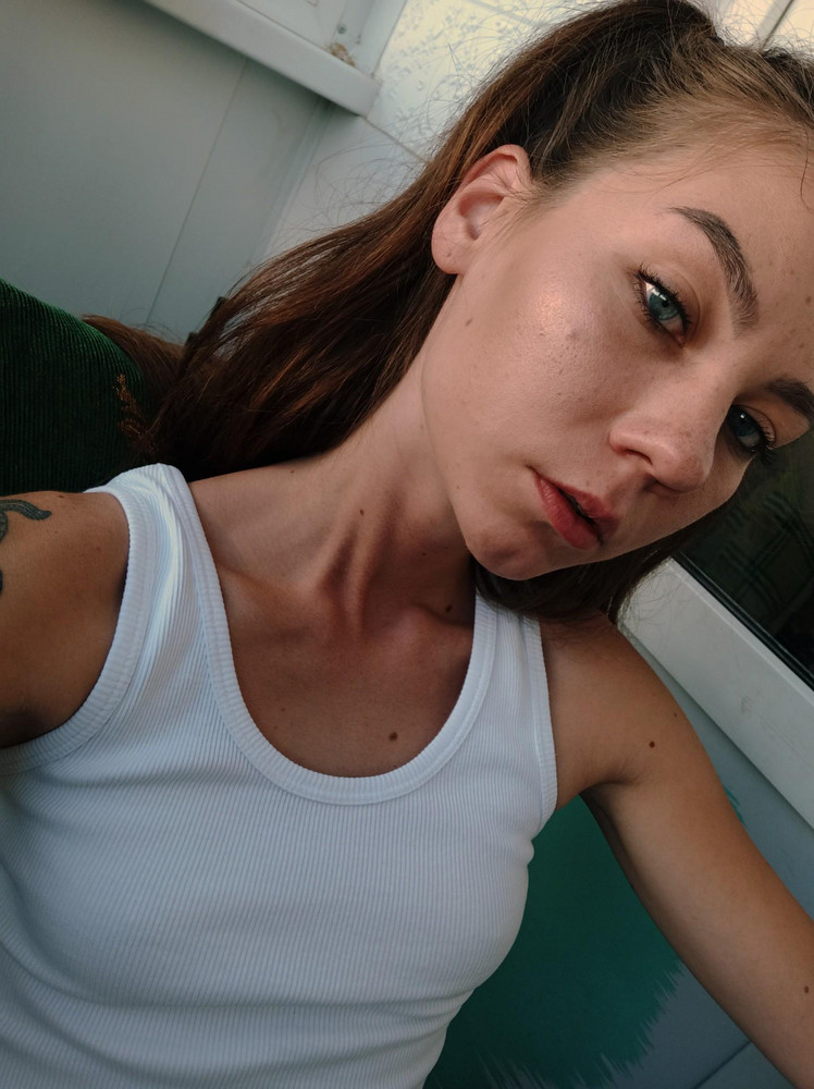 Красиво в целом, но по удобству 4 из 5, потому что на жаркое лето майка плотная. В целом ставлю 5!