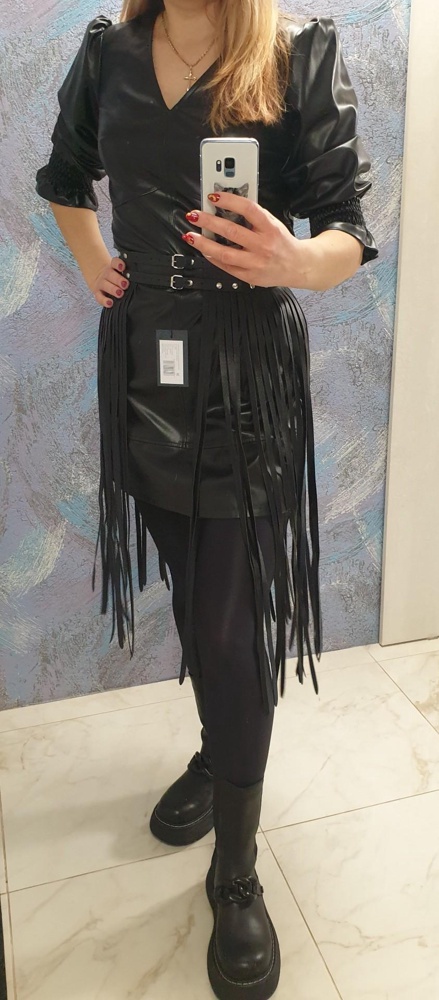 Очень эффектный пояс. Дополнение  к любому образу.