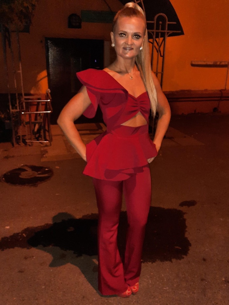 Потрясающий костюм ,спасибо